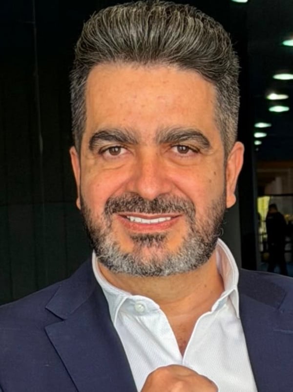 Will the TSE approve Leonardo Avalanche's presidential candidacy registration by October 15, 2026?