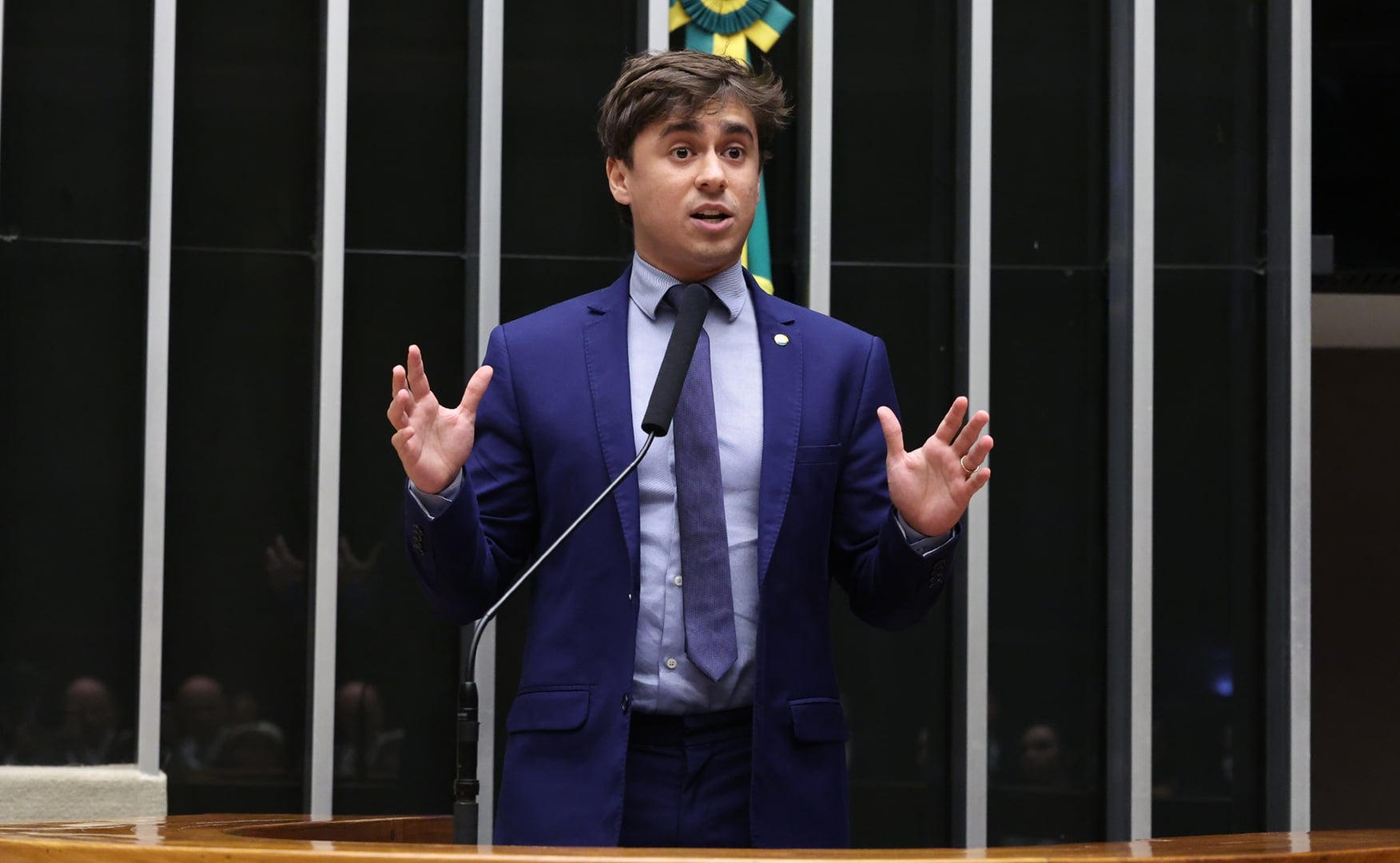 TRE-MG manda Meta e X guardarem provas de posts de Nikolas sobre documento falso da PF