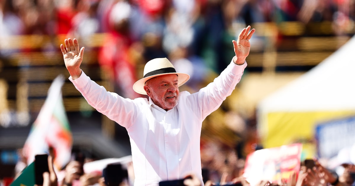 Lula Expands Support Among Faithful, Women and Independents on the Eve of the 1st Round