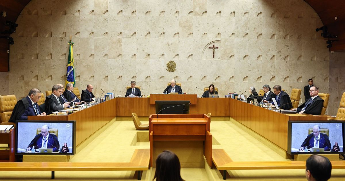 Sesyon sa STF Nagbabala sa Planalto at Umaakit ng Oposisyon sa Brasília