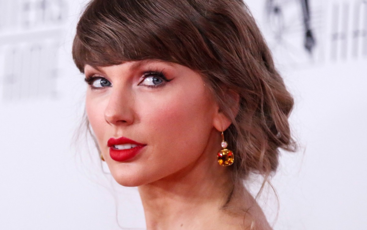 Taylor Swift Bate Recorde Histórico no VMA e Madonna Rouba a Cena com Sete Troféus
