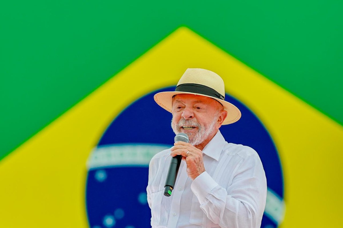 Lula menyasar Faria Lima: suku bunga tinggi 'mencuri' dana pendidikan, kata presiden
