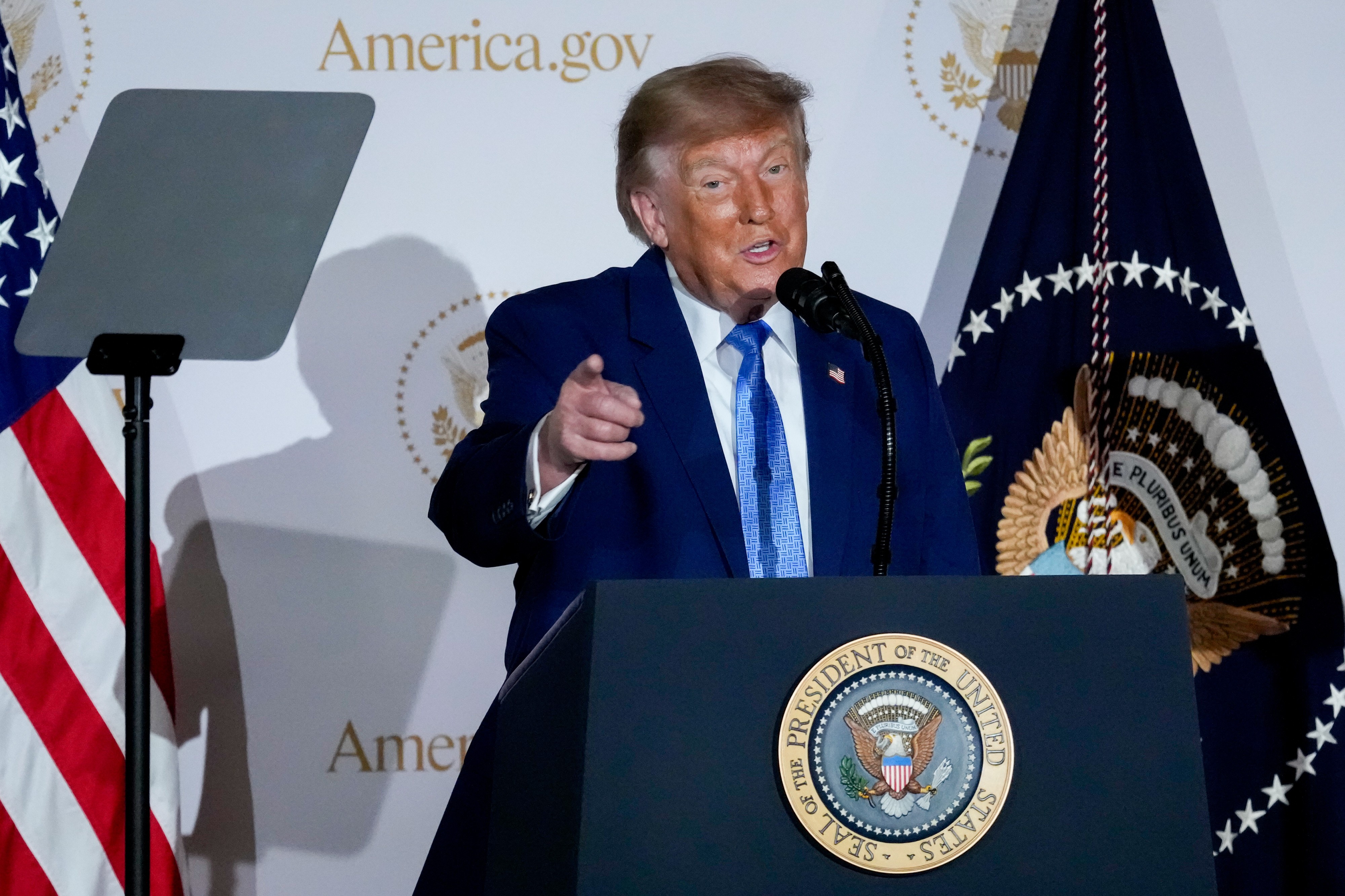 Trump Swaps 'Artificial Intelligence' for 'Superintelligence' and Sparks Domain Search in Slovenia