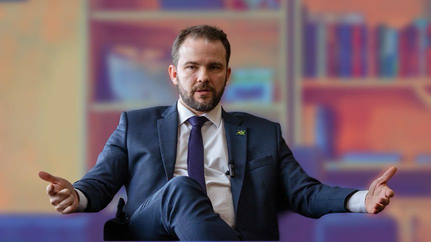 Durigan denuncia “preconceito fiscal” contra Lula e promete pente-fino em benefícios tributários